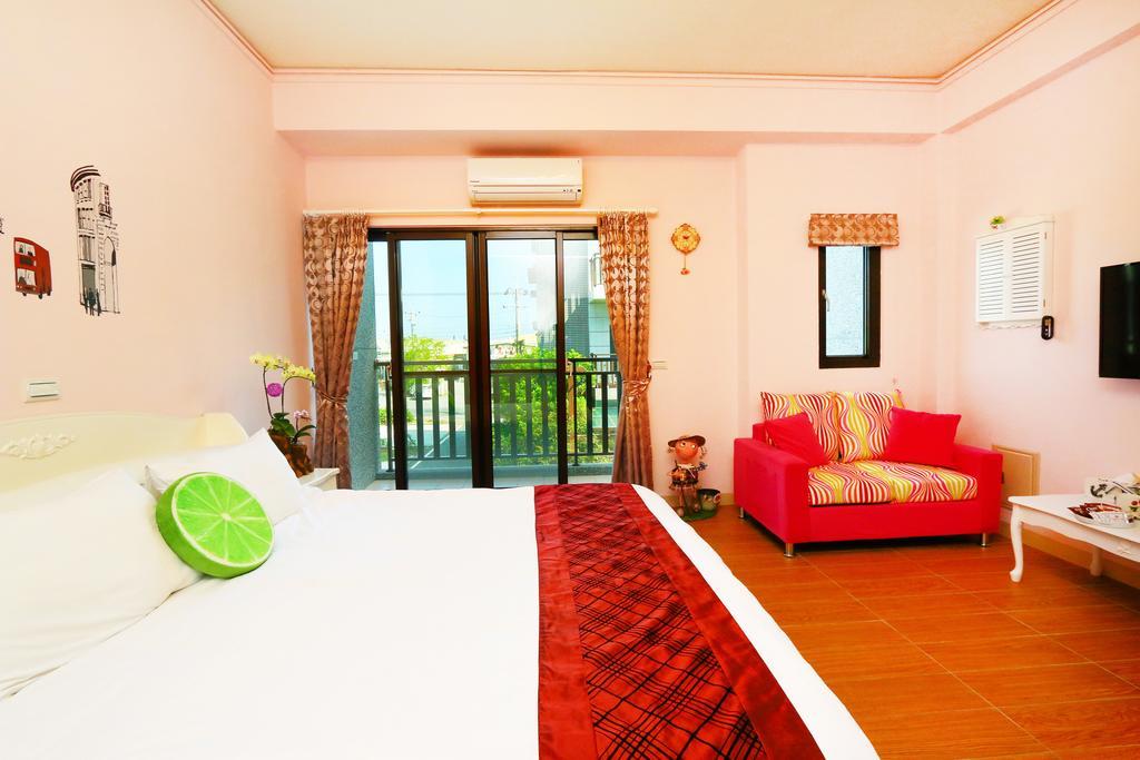 Birds Flower B&B Уцзе Экстерьер фото
